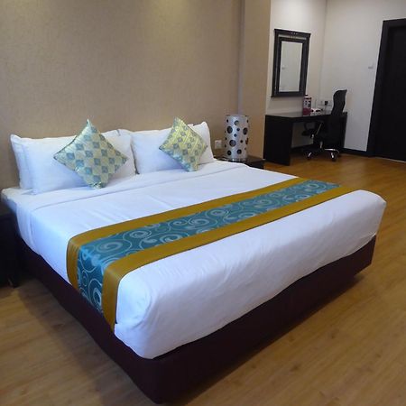 Rimbun Suites & Residences Bandar Seri Begawan Quarto foto